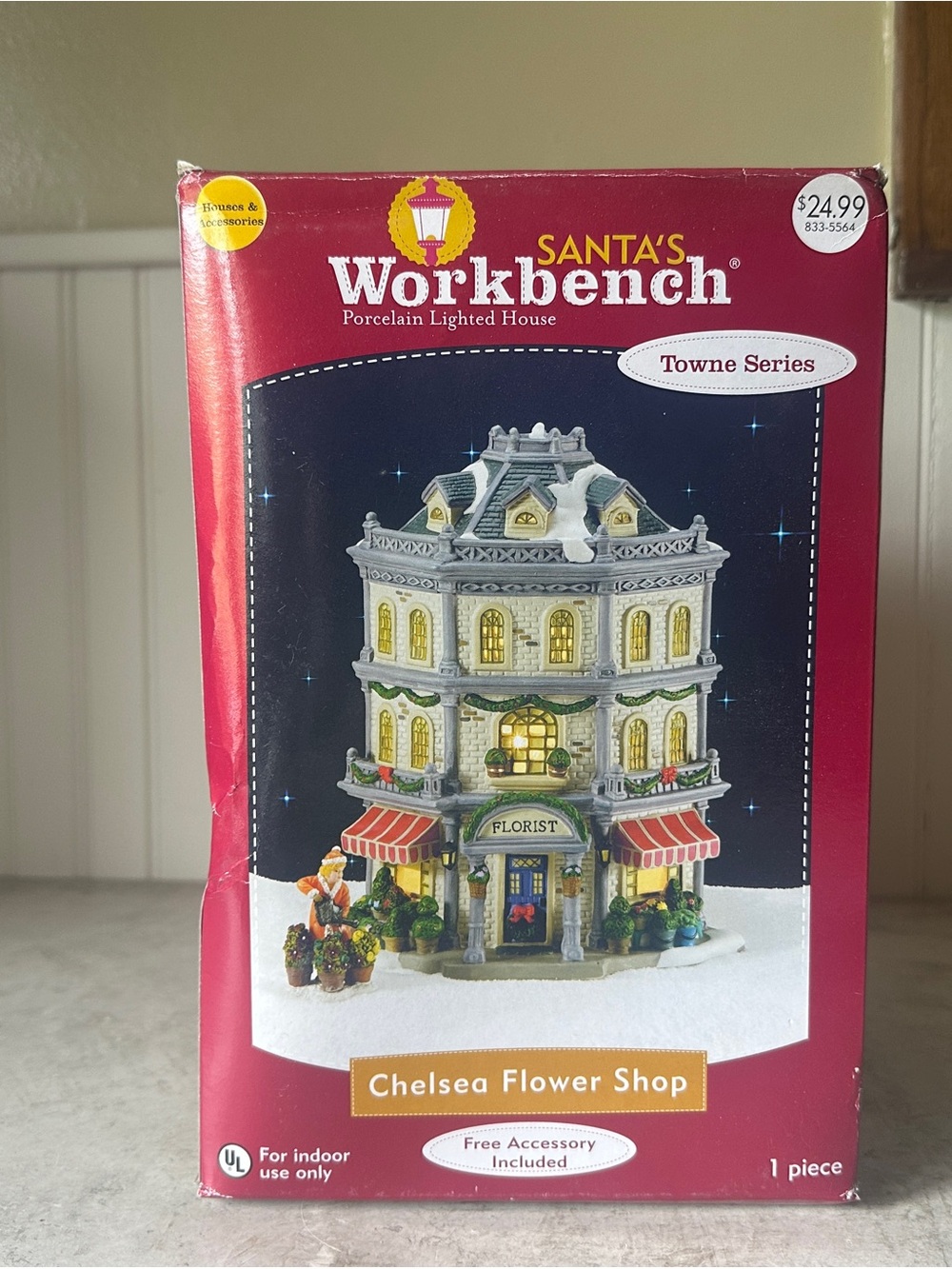 Santa's Workbench Chelsea Flower Shop w/ Accessory Towne Series 2006 Christmas